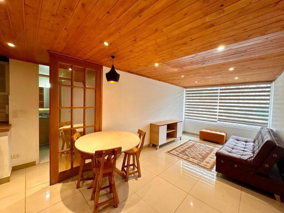 Acogedor Apartamento, Cerca Del Aeropuerto! Bogota Exterior photo